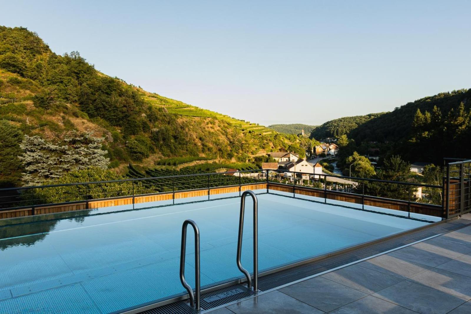 Senftenberg Weinhaus Nigl - Hotel, Restaurant Und Spa المظهر الخارجي الصورة